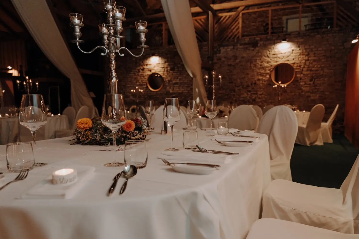 Glasflaschen der Rittergut Grafenried Location GmbH
